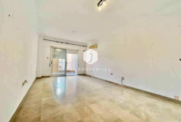 Segunda mano - Apartamento / piso -
Torrevieja