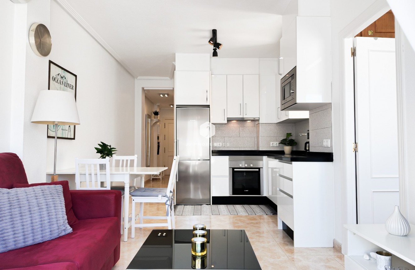 D'occasion - Appartement -
Torrevieja - Costa Blanca