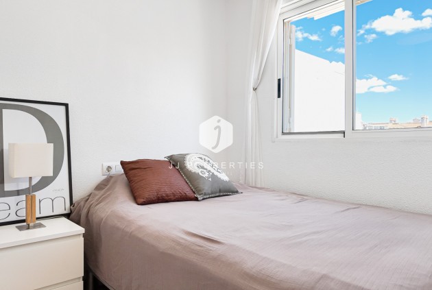 D'occasion - Appartement -
Torrevieja - Costa Blanca