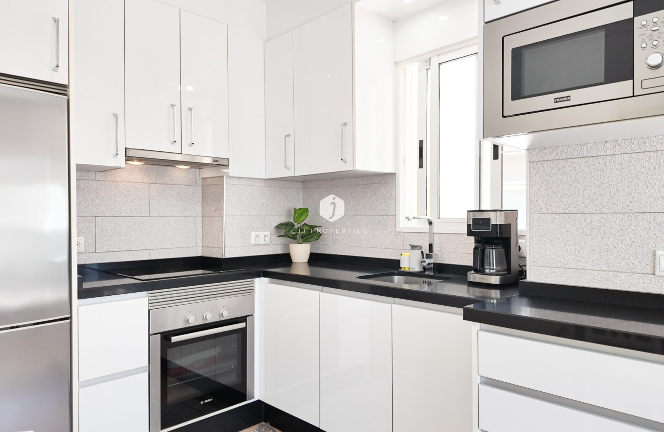 D'occasion - Appartement -
Torrevieja - Costa Blanca