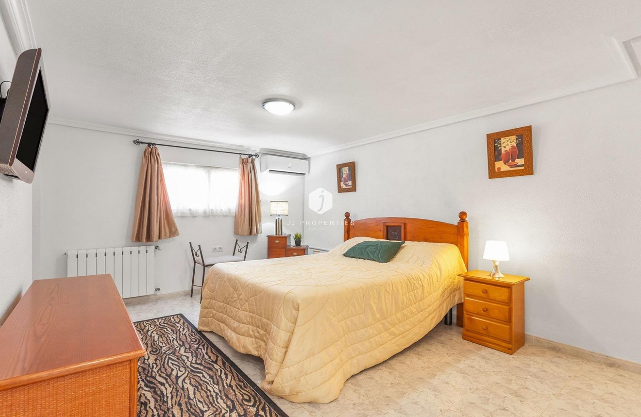 Aus zweiter Hand - Villa -
Torrevieja - Los Balcones - Los Altos del Edén