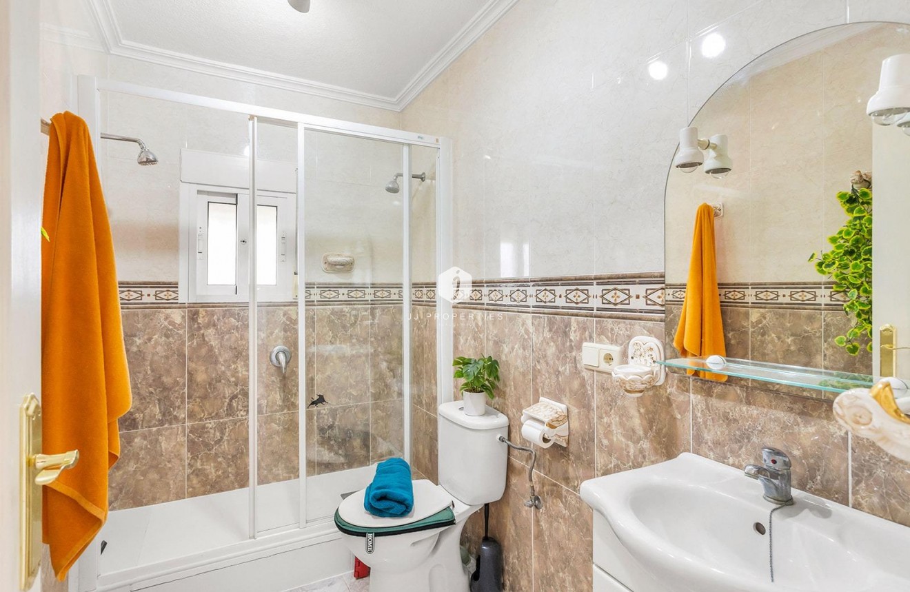 Aus zweiter Hand - Villa -
Torrevieja - Los Balcones - Los Altos del Edén
