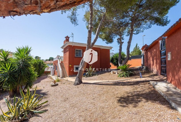 Aus zweiter Hand - Villa -
Torrevieja - Los Balcones - Los Altos del Edén