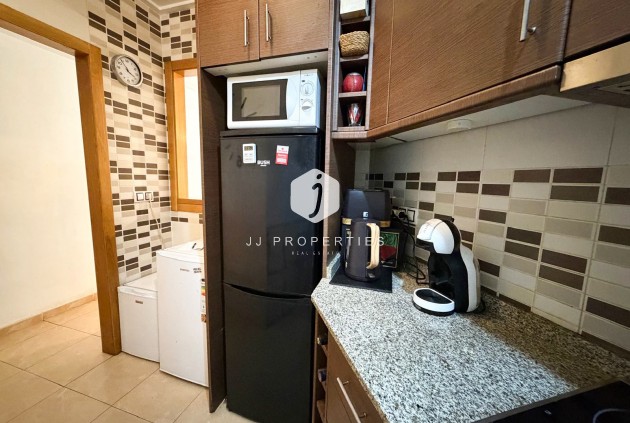 Z drugiej ręki - Mieszkanie w bloku -
Torrevieja - Costa Blanca