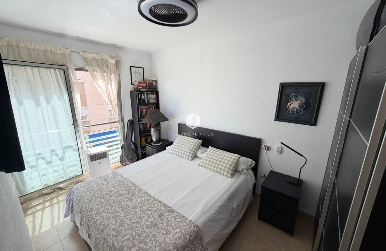 Z drugiej ręki - Mieszkanie w bloku -
Torrevieja - Costa Blanca