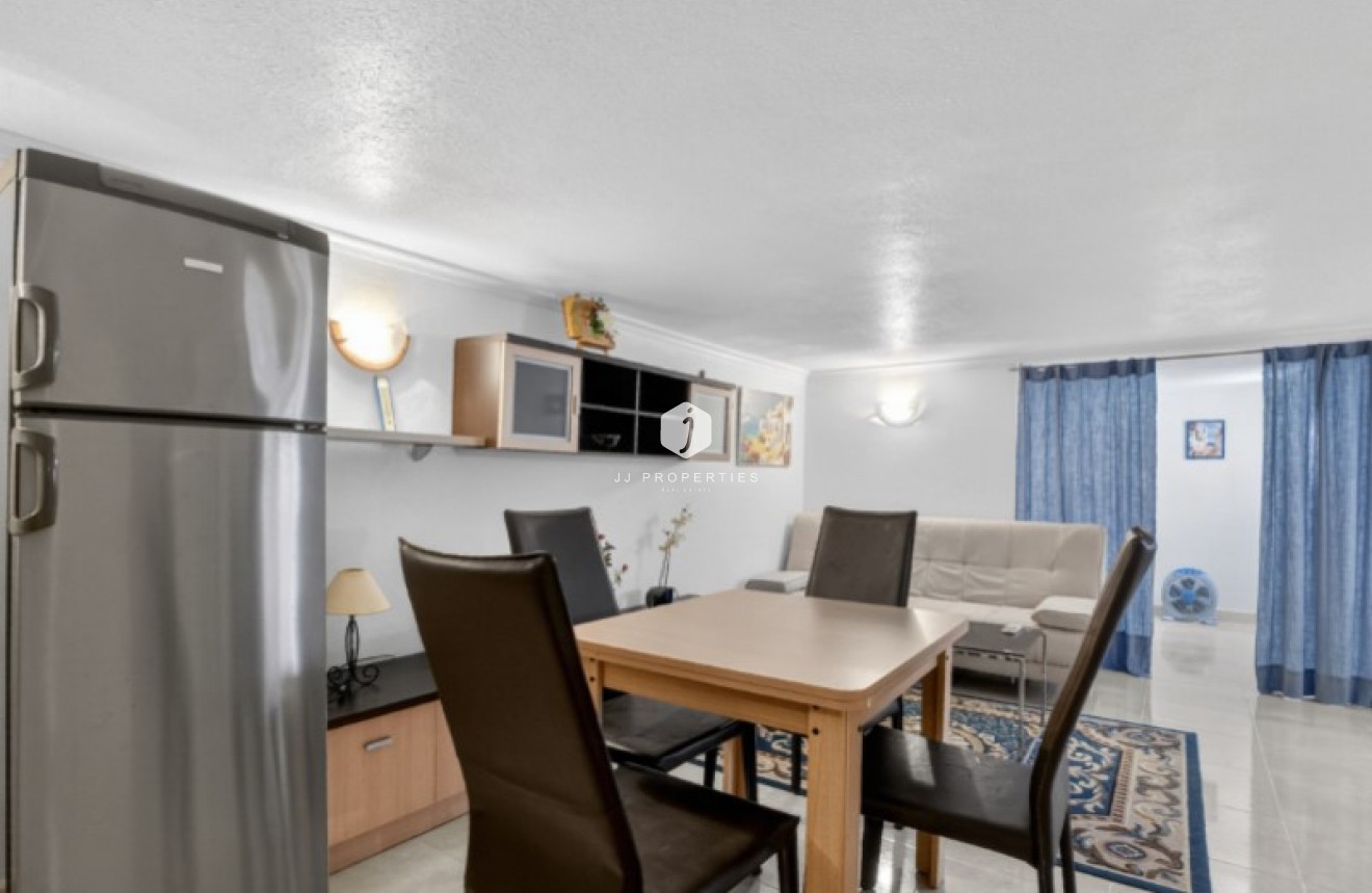 D'occasion - Chalet -
Torrevieja - Costa Blanca