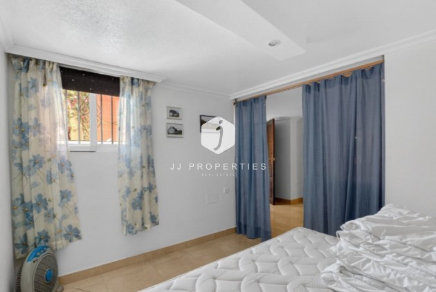 D'occasion - Chalet -
Torrevieja - Costa Blanca
