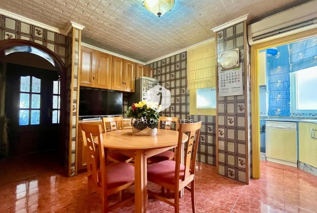 Aus zweiter Hand - Wohnung -
Torrevieja - Centro