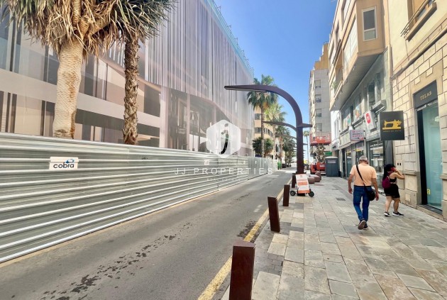 Aus zweiter Hand - Wohnung -
Torrevieja - Centro