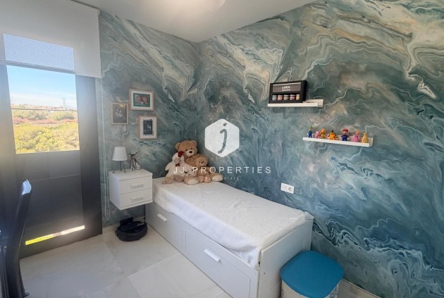 Tweedehands - Appartement / flat -
Los Altos - Costa Blanca