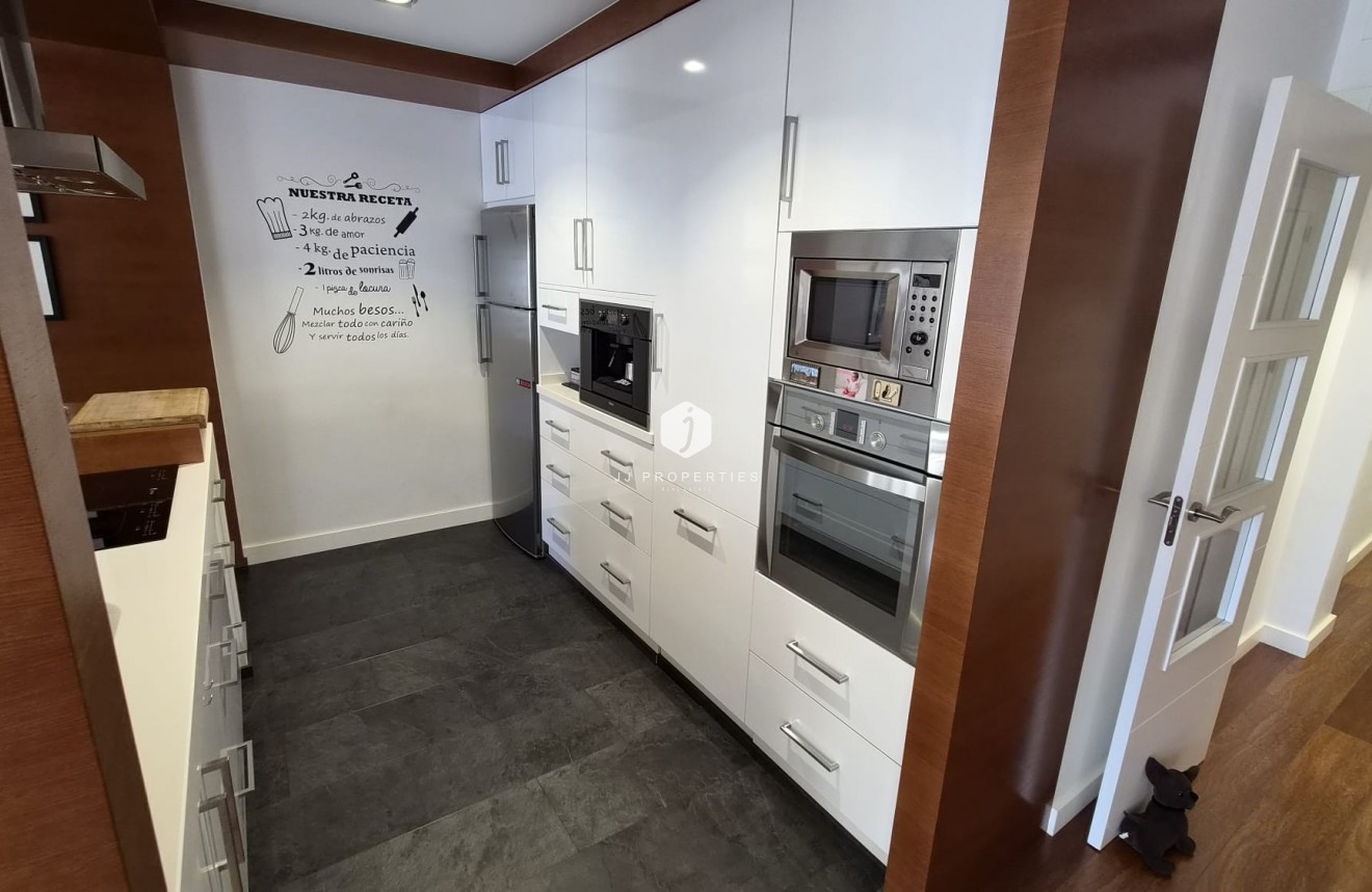 D'occasion - Appartement -
Torrevieja - Costa Blanca