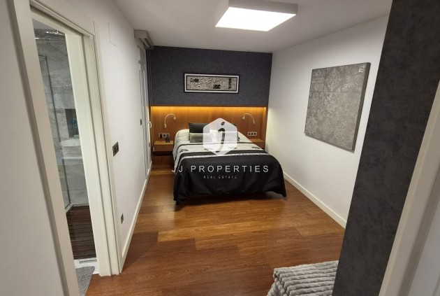 D'occasion - Appartement -
Torrevieja - Costa Blanca