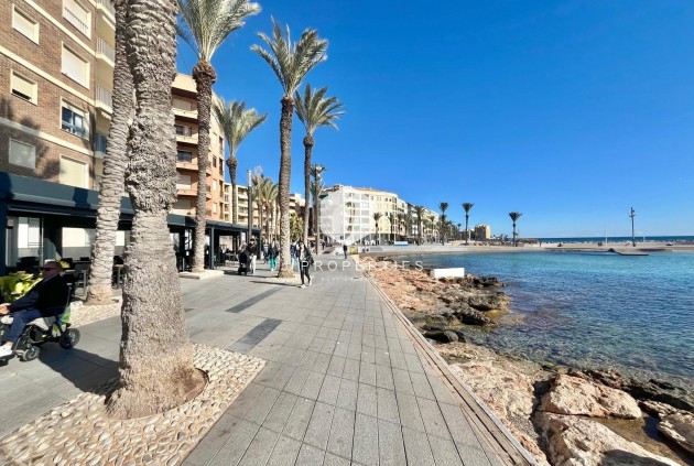 Tweedehands - Appartement / flat -
Torrevieja - Centro