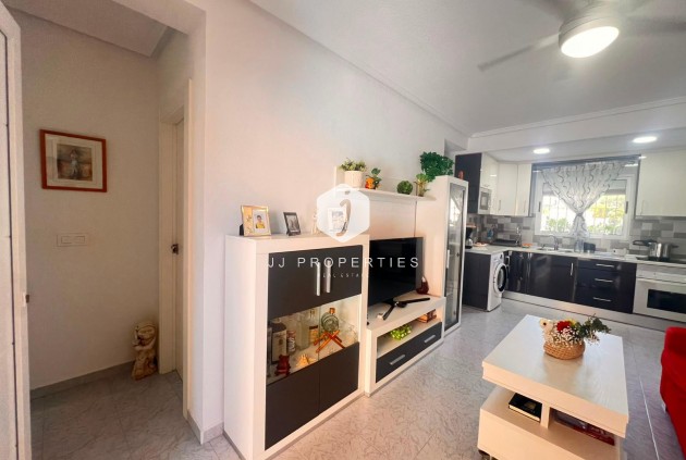 D'occasion - Bungalow -
Torrevieja - Torrejón