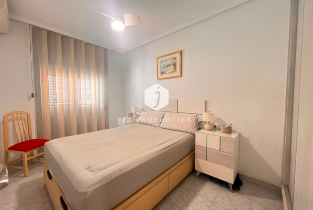 D'occasion - Bungalow -
Torrevieja - Torrejón