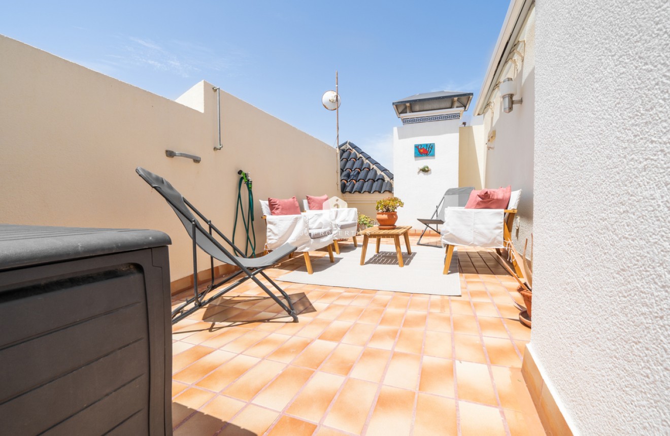 Aus zweiter Hand - Wohnung -
Torrevieja - aguas nuevas