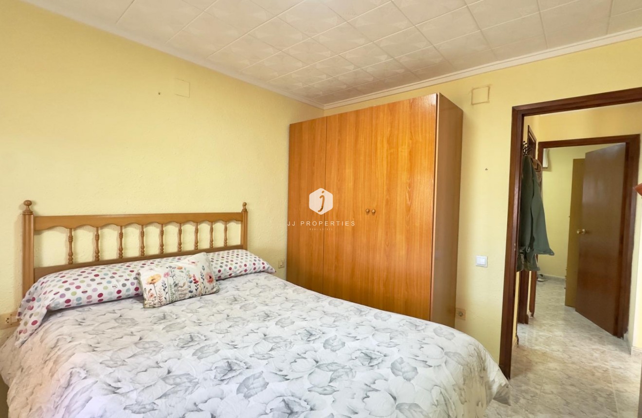 D'occasion - Bungalow -
Torrevieja - Torretas