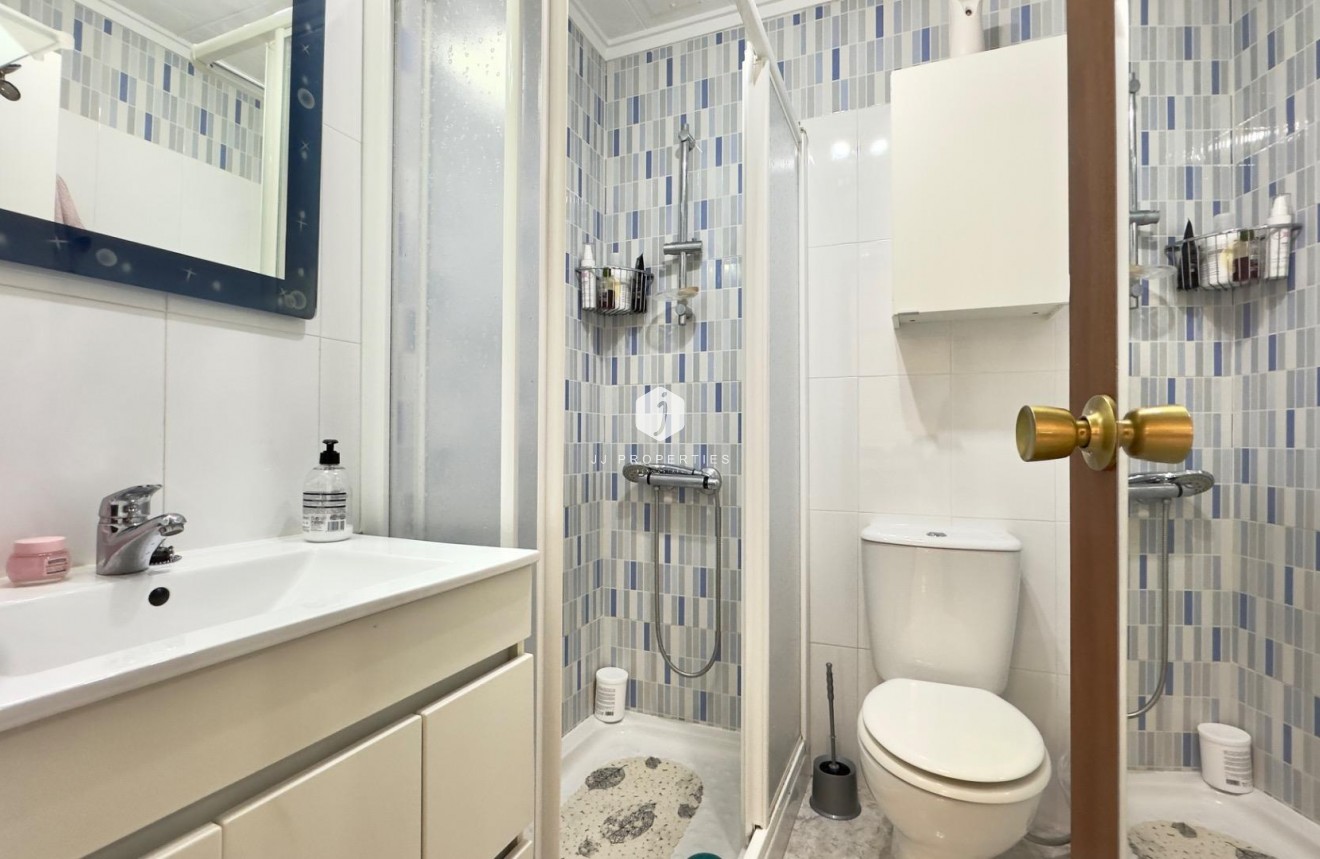 D'occasion - Bungalow -
Torrevieja - Torretas
