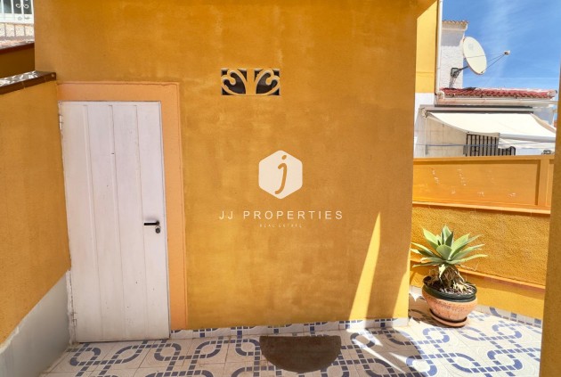 D'occasion - Bungalow -
Torrevieja - Torretas