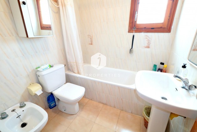D'occasion - Bungalow -
Torrevieja - El Acequión - Los Náufragos