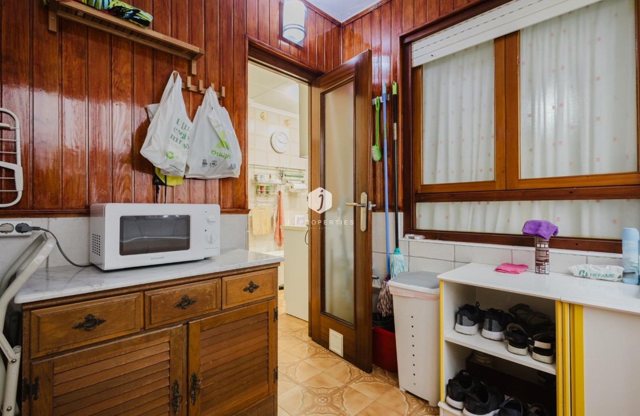 D'occasion - Appartement -
Torrevieja - Costa Blanca