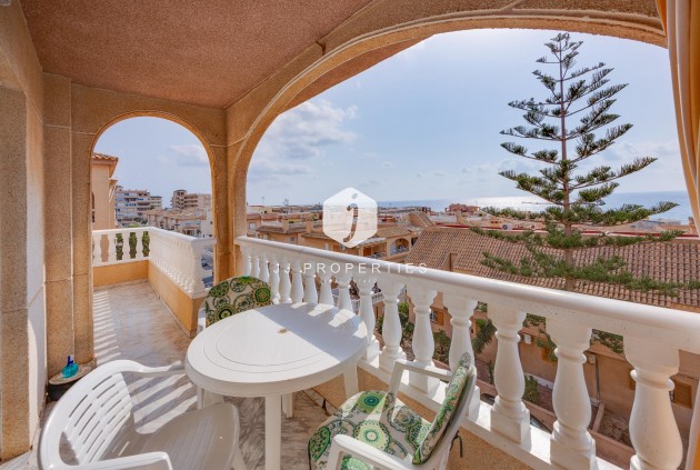 Z drugiej ręki - Mieszkanie w bloku -
Torrevieja - Costa Blanca