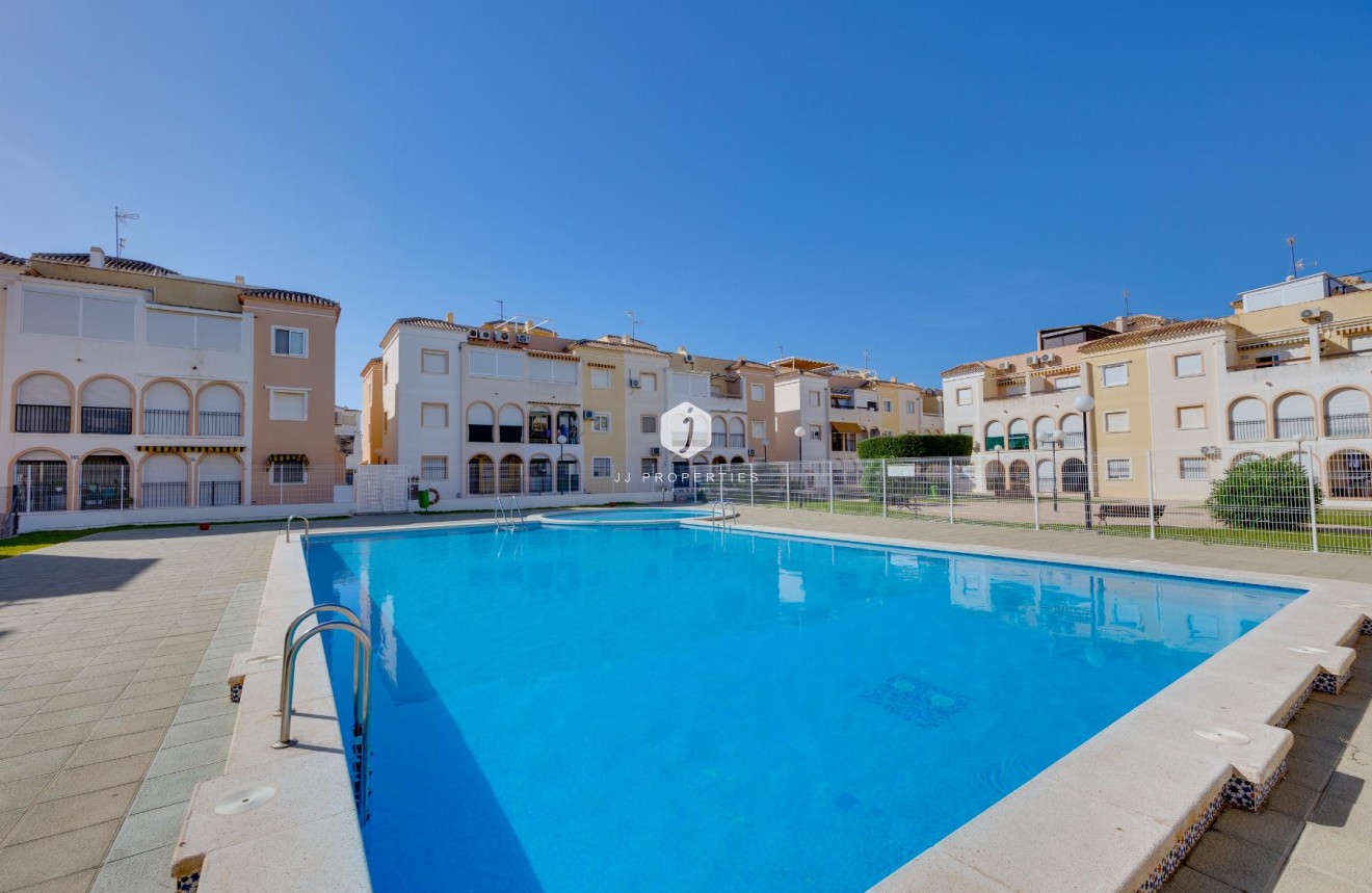 D'occasion - Bungalow -
Torrevieja - Costa Blanca