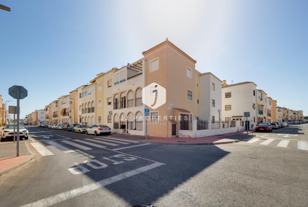 D'occasion - Bungalow -
Torrevieja - Costa Blanca
