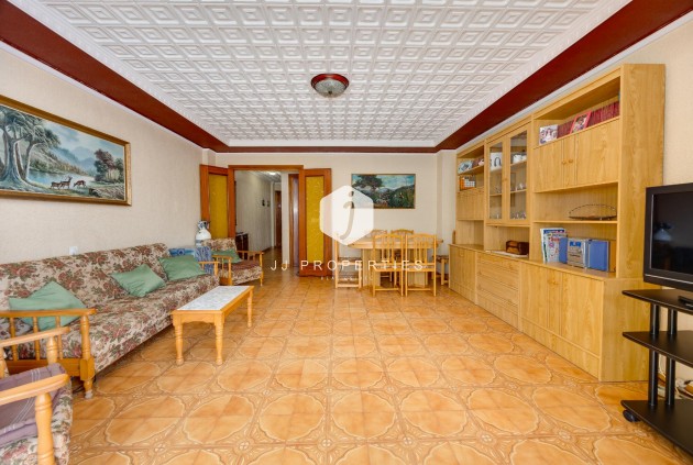 Z drugiej ręki - Mieszkanie w bloku -
Torrevieja - Costa Blanca