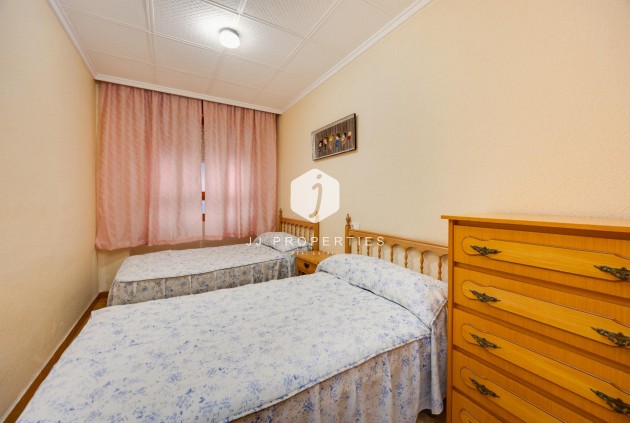 Z drugiej ręki - Mieszkanie w bloku -
Torrevieja - Costa Blanca
