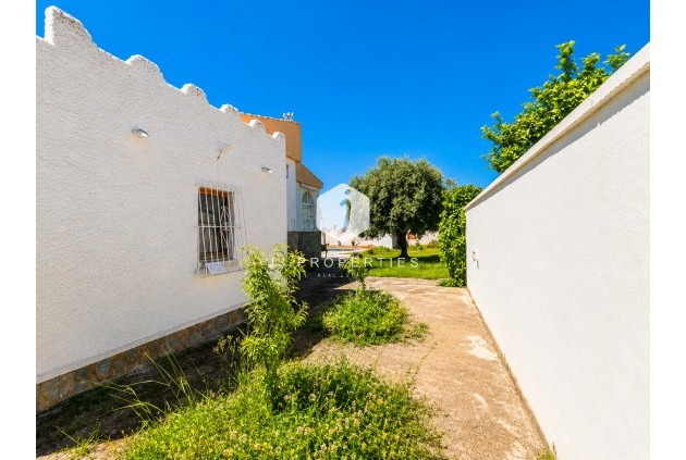 D'occasion - Villa -
Torrevieja - Costa Blanca