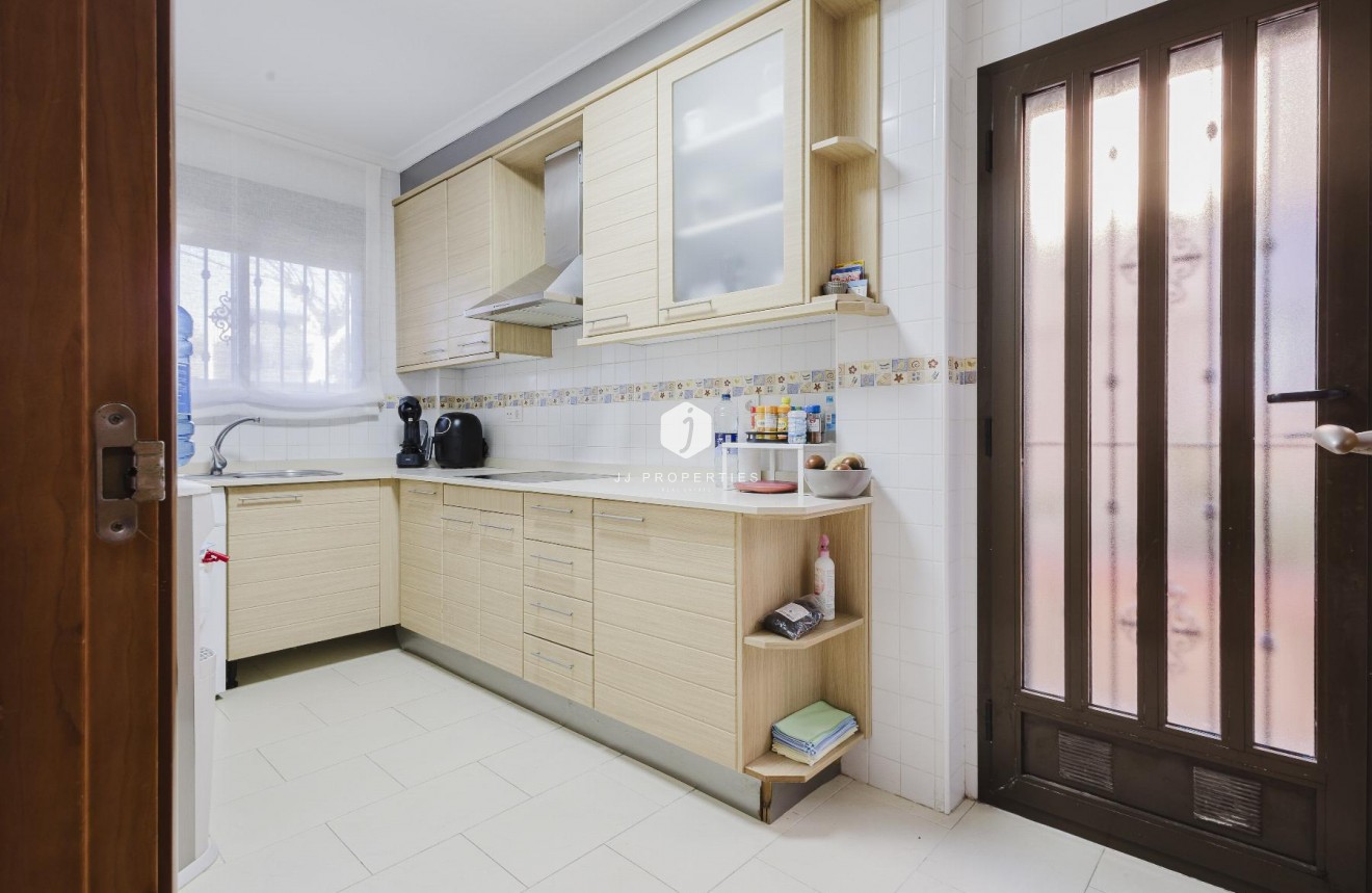 Tweedehands - Villa -
Torrevieja - Costa Blanca