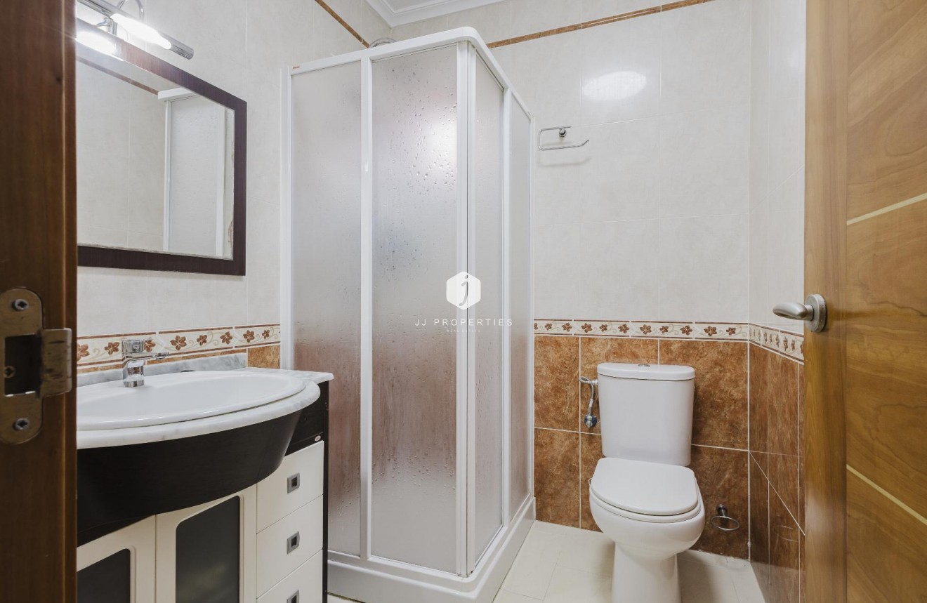 Tweedehands - Villa -
Torrevieja - Costa Blanca