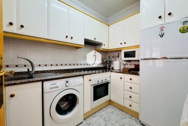 Resale - Apartment / flat -
La Mata - Costa Blanca