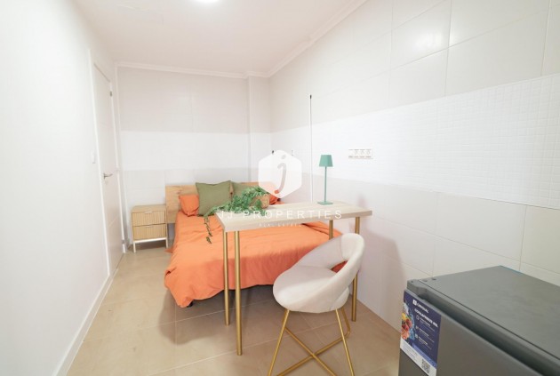 D'occasion - Appartement -
Torrevieja - Acequion
