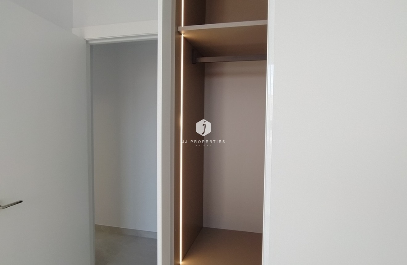 Resale - Apartment / flat -
Torrevieja - CENTRE PLAYA DEL CURA LAS PISCINAS