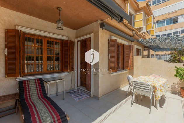 Resale - Chalet -
La Mata - Costa Blanca