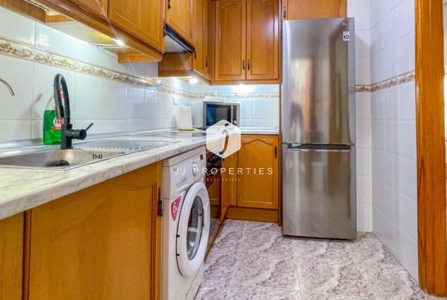 Resale - Apartment / flat -
Torrevieja - Costa Blanca