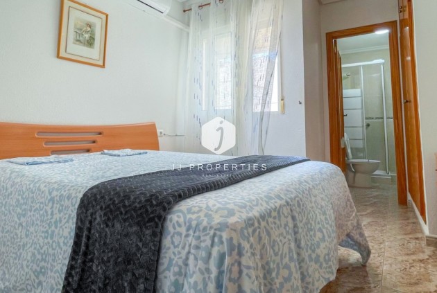 Resale - Apartment / flat -
Torrevieja - Costa Blanca