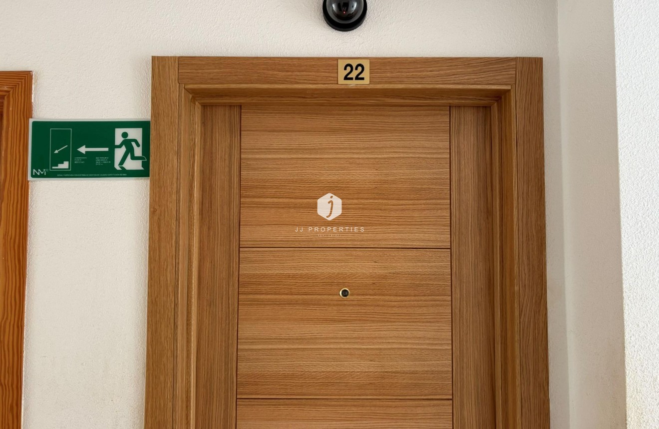 Aus zweiter Hand - Wohnung -
Torrevieja - Playa del Cura