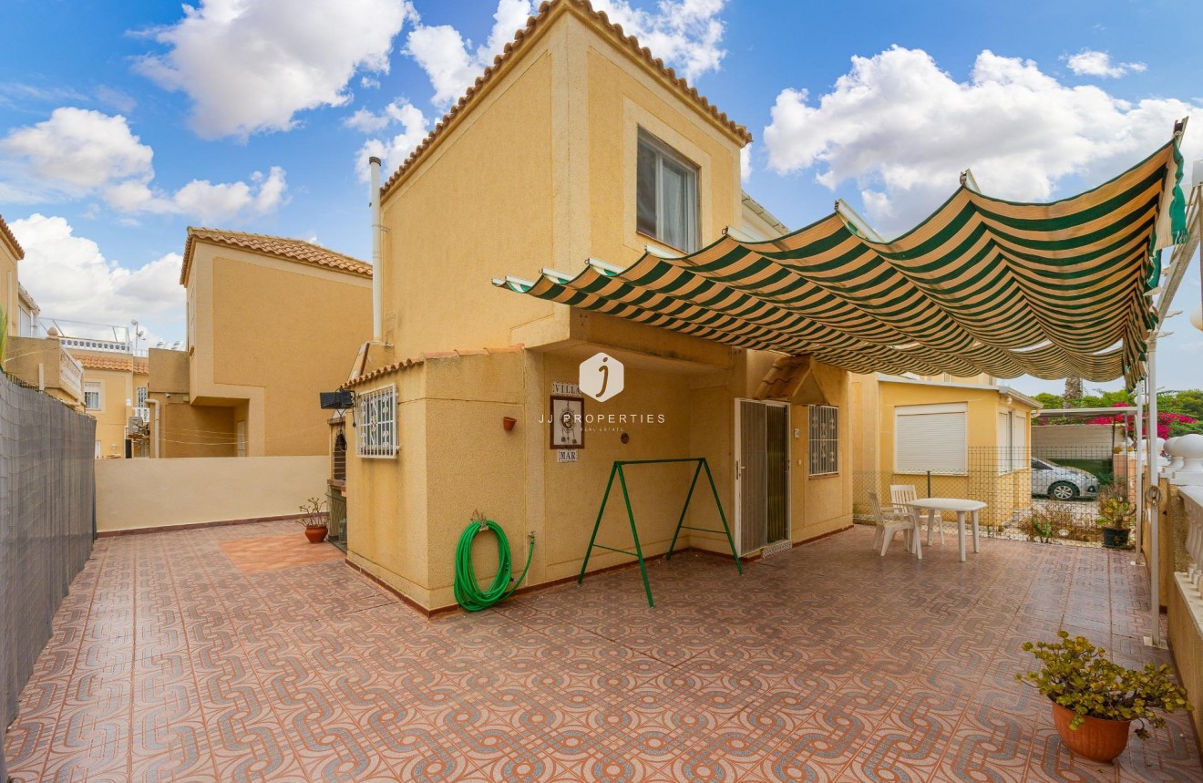 Tweedehands - Villa -
Torrevieja - El Limonar