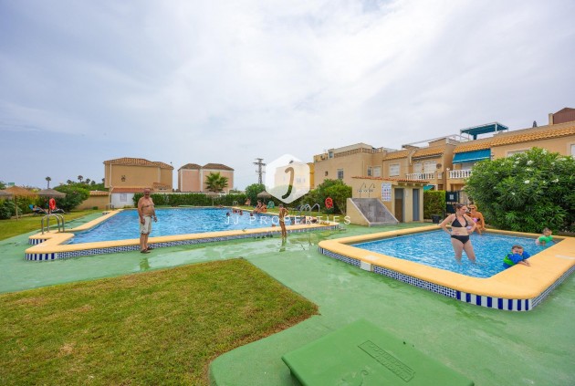 Tweedehands - Villa -
Torrevieja - El Limonar