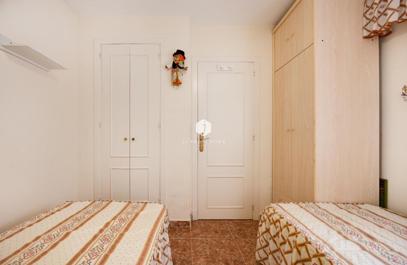 Tweedehands - Villa -
Torrevieja - El Limonar