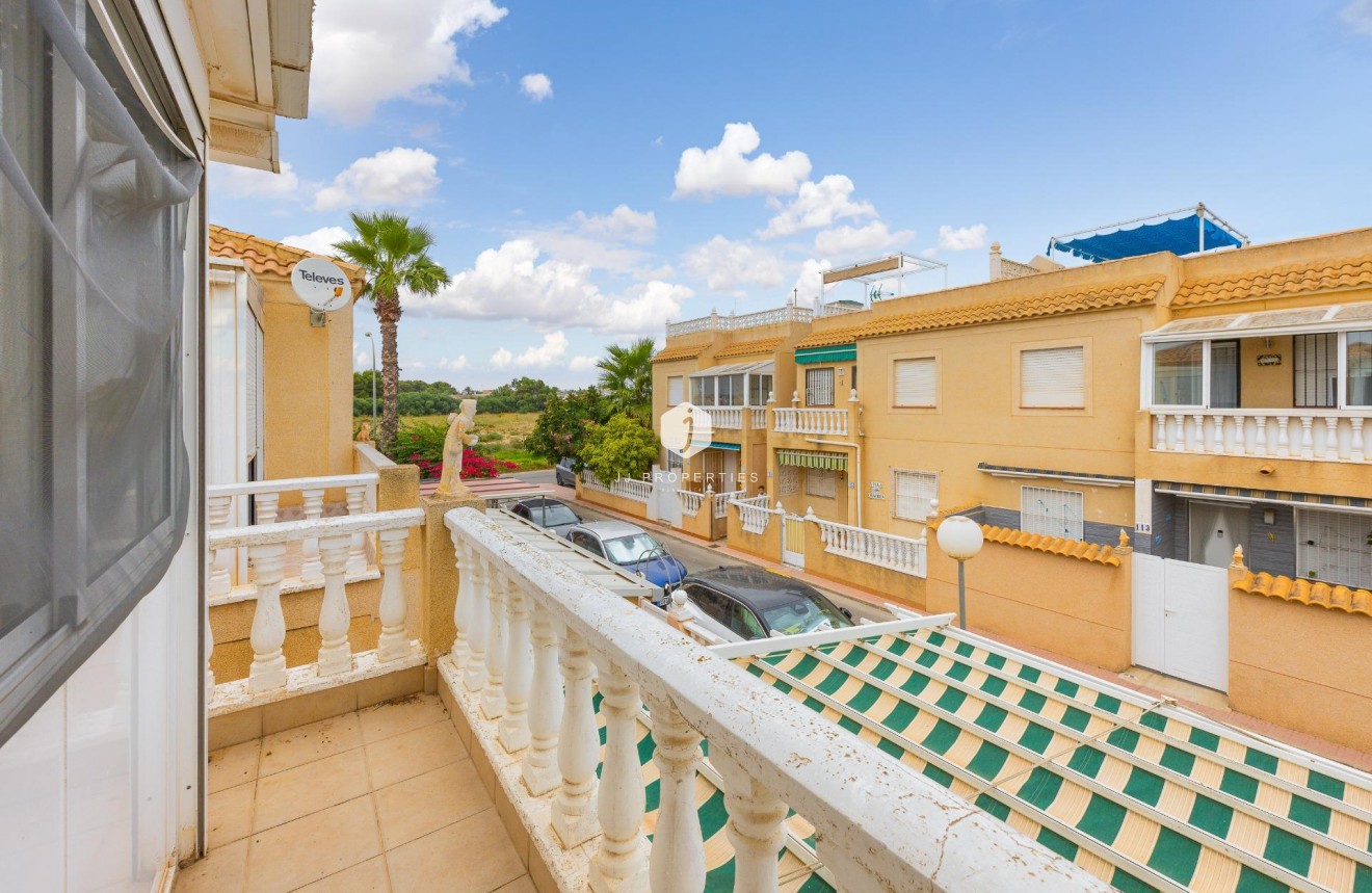 Tweedehands - Villa -
Torrevieja - El Limonar