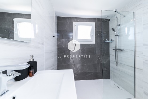 D'occasion - Appartement -
Torrevieja - Costa Blanca