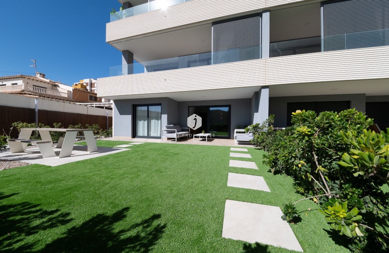 D'occasion - Appartement -
Torrevieja - Costa Blanca