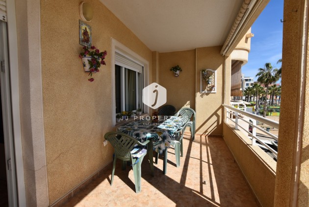 Aus zweiter Hand - Wohnung -
La Mata - Costa Blanca