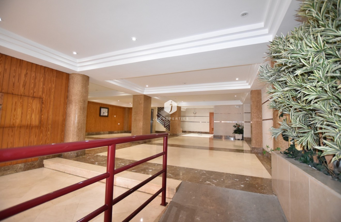 Aus zweiter Hand - Wohnung -
La Mata - Costa Blanca