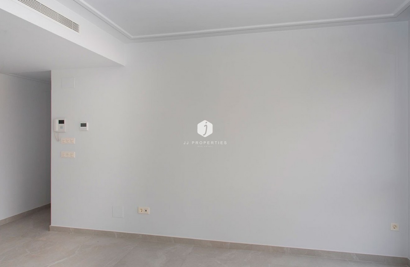 Resale - Apartment / flat -
Torrevieja - Costa Blanca