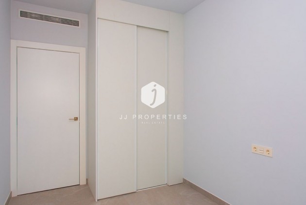 Resale - Apartment / flat -
Torrevieja - Costa Blanca